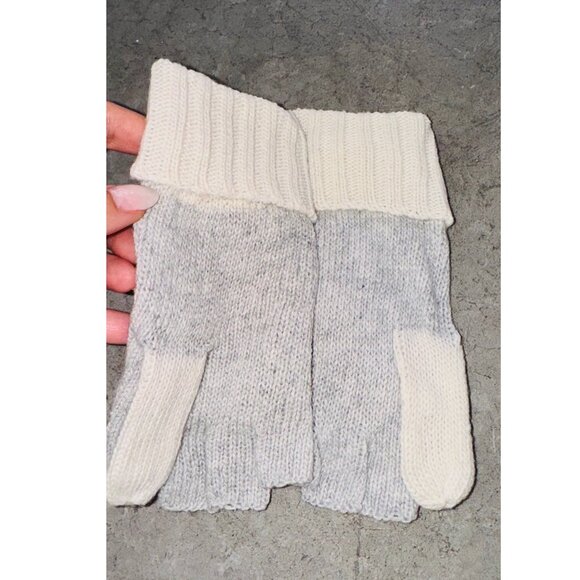 Siizu Cozy Convertible Mittens Womens Cream and Gray Knitted 100% Polyester - Picture 3 of 7